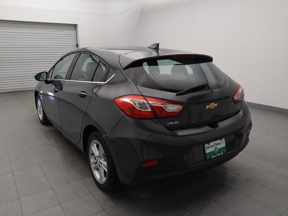 Used 2017 Chevrolet Cruze LT image 5