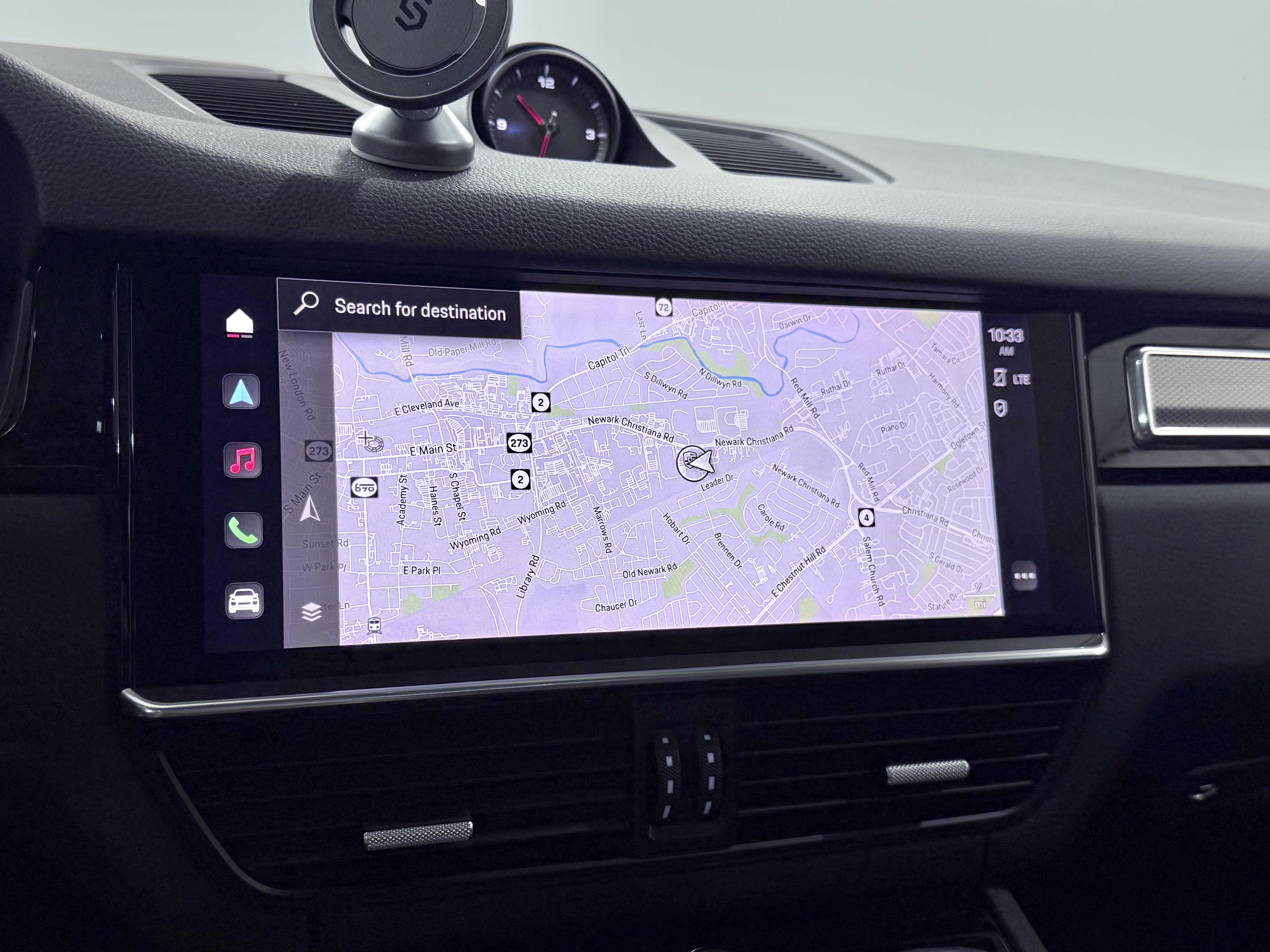 Certified 2022 Porsche Cayenne Platinum Edition AWD/4WD image 44