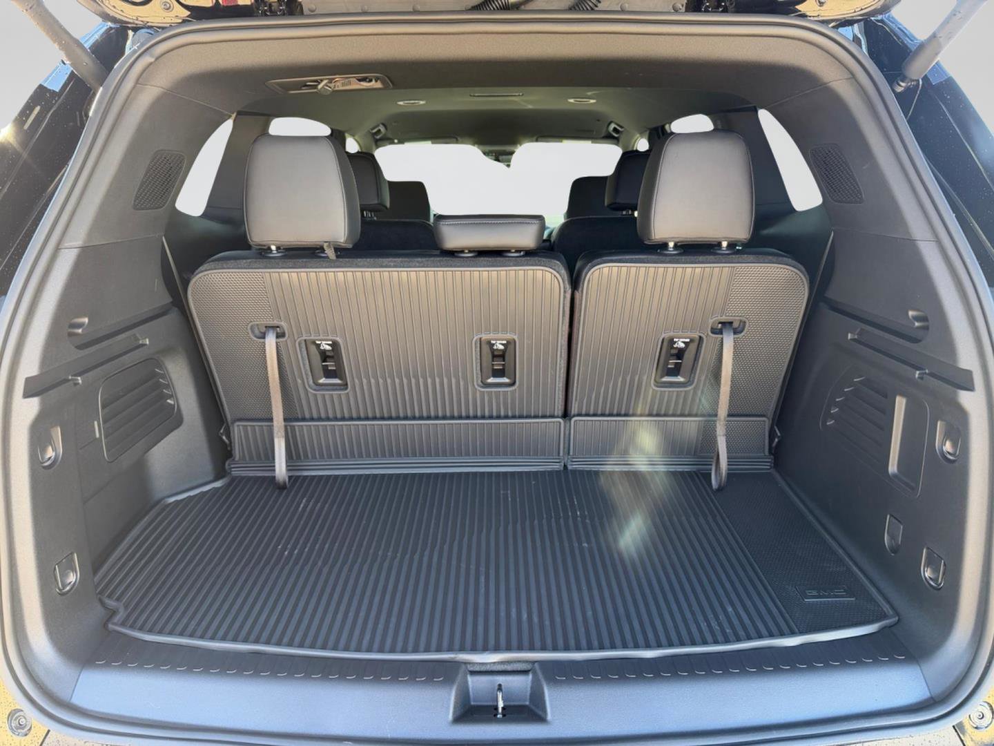 New 2026 GMC Acadia Elevation image 20