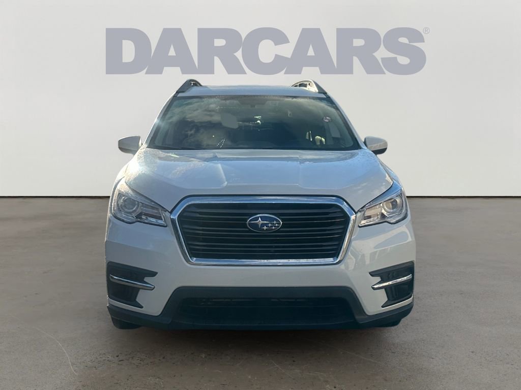 Used 2022 Subaru Ascent Premium image 2