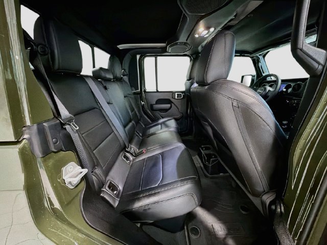 Used 2023 Jeep Gladiator Sport AWD/4WD image 22