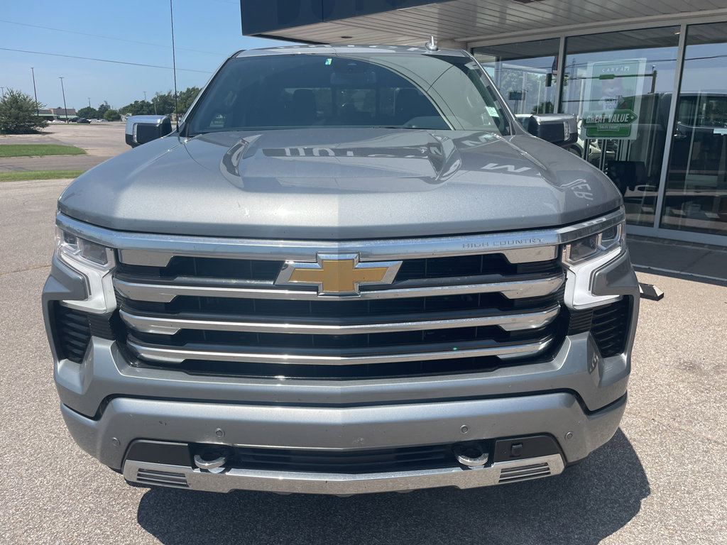 Used 2025 Chevrolet Silverado 1500 High Country w/ Z71 Off-Road Package image 8
