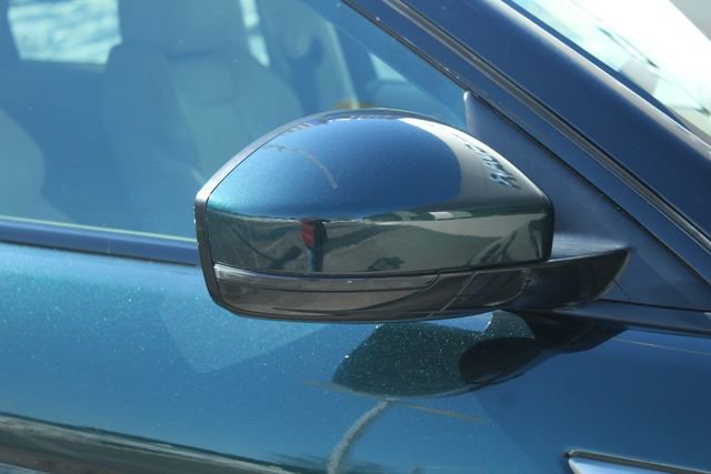 Used 2017 Land Rover Range Rover Evoque SE image 13