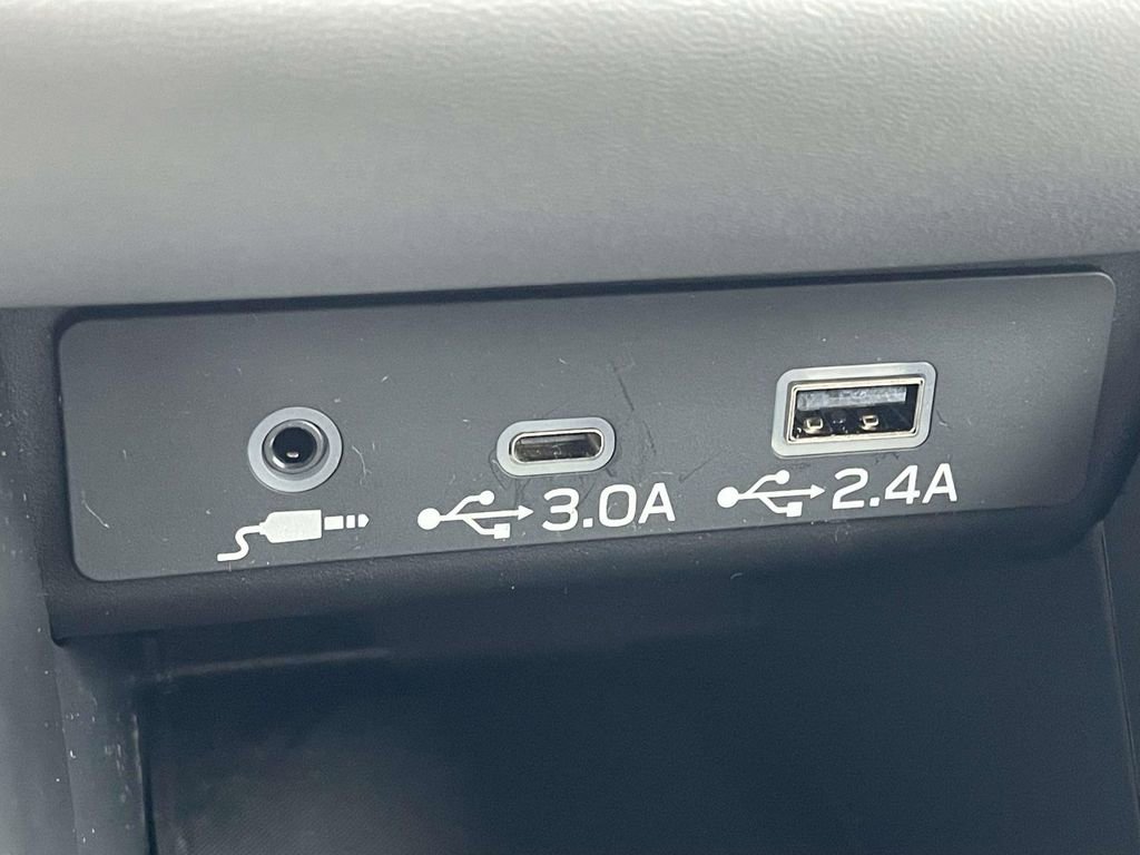 Used 2025 Subaru Outback Premium w/ Popular Package #1 image 19