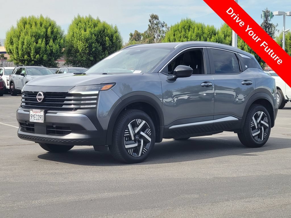 Used 2026 Nissan Kicks SV w/ SV Premium Package FWD image 2