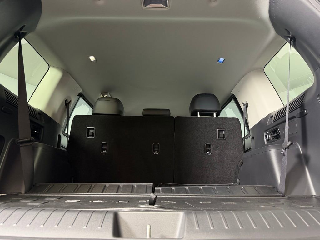 Used 2025 Hyundai Santa Fe SEL image 33