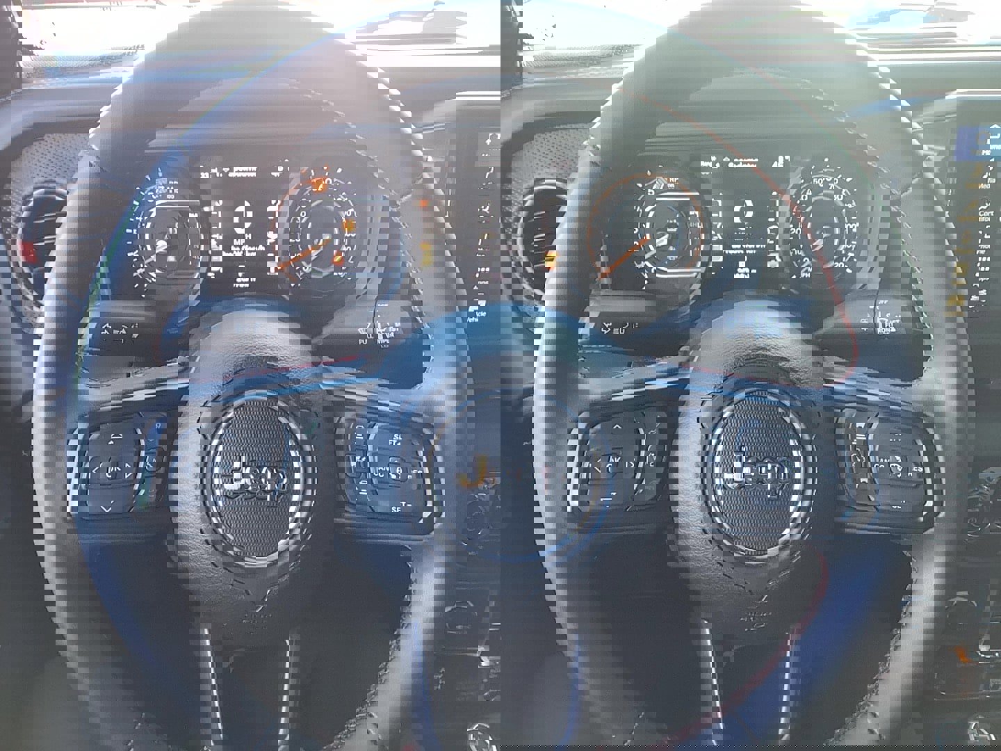 Certified 2024 Jeep Wrangler Unlimited Rubicon w/ Convenience Group image 10