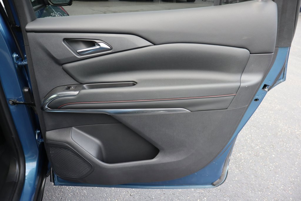 Used 2024 Chevrolet Traverse Z71 image 30