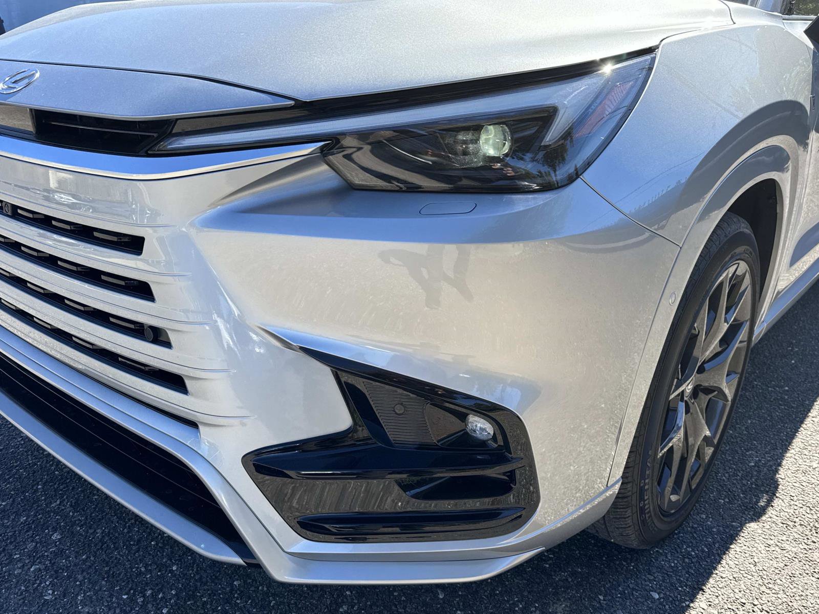 New 2026 Lexus TX 500h AWD image 9