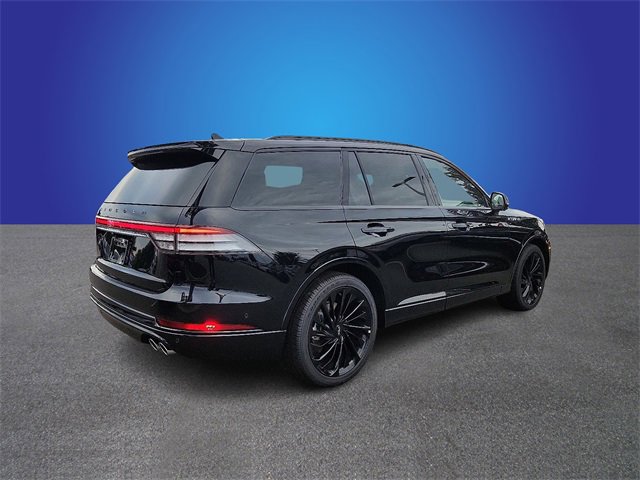 New 2024 Lincoln Aviator Black Label w/ Jet Package image 3