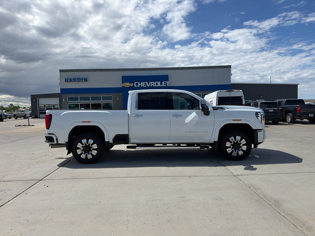 Used 2024 GMC Sierra 2500 Denali AWD/4WD image 7