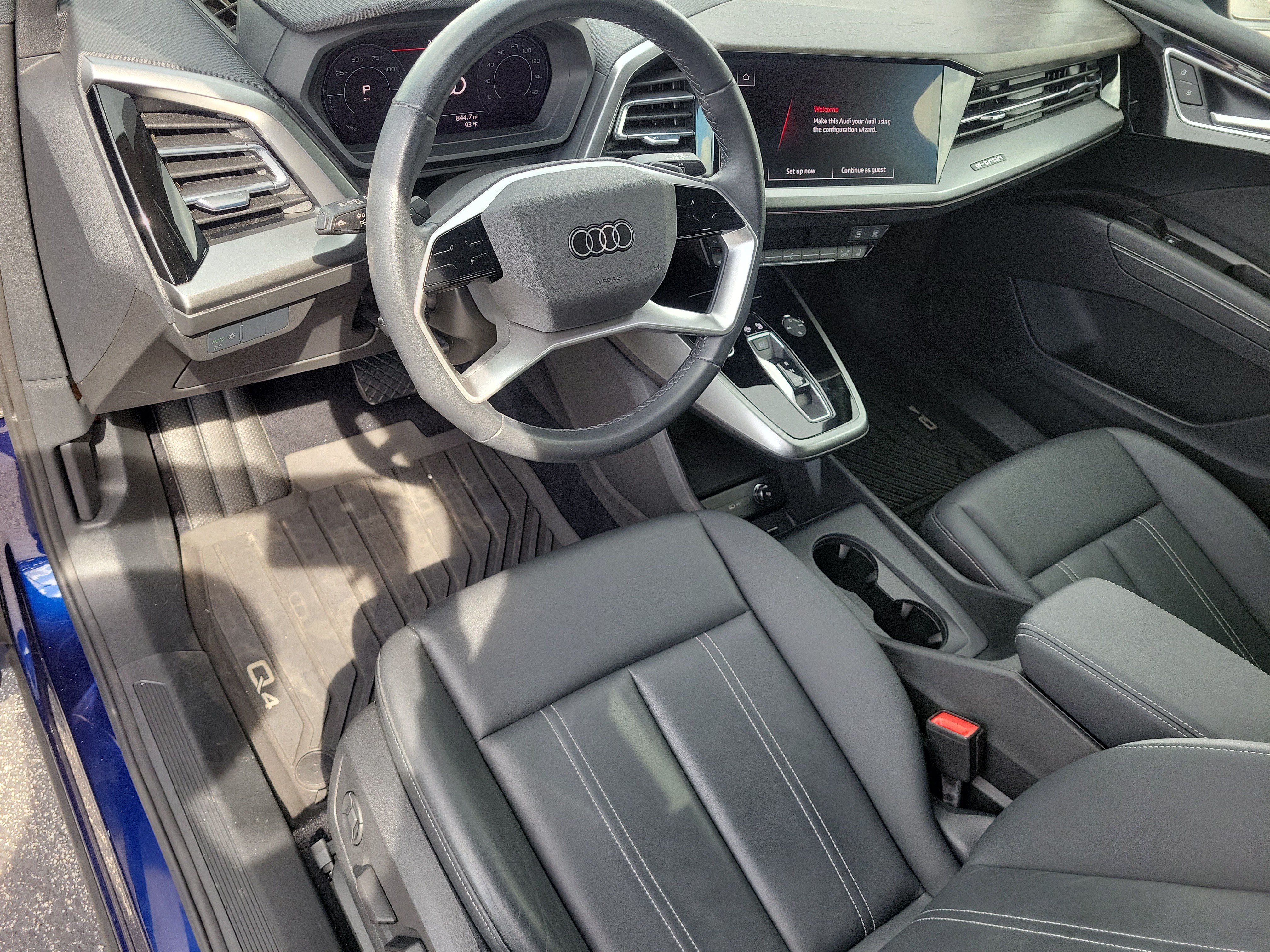 Used 2024 Audi Q4 e-tron Premium Plus AWD/4WD image 14
