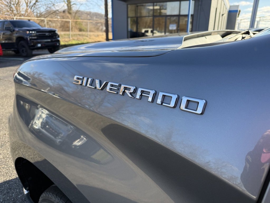 Used 2019 Chevrolet Silverado 1500 LT w/ All-Star Edition image 11