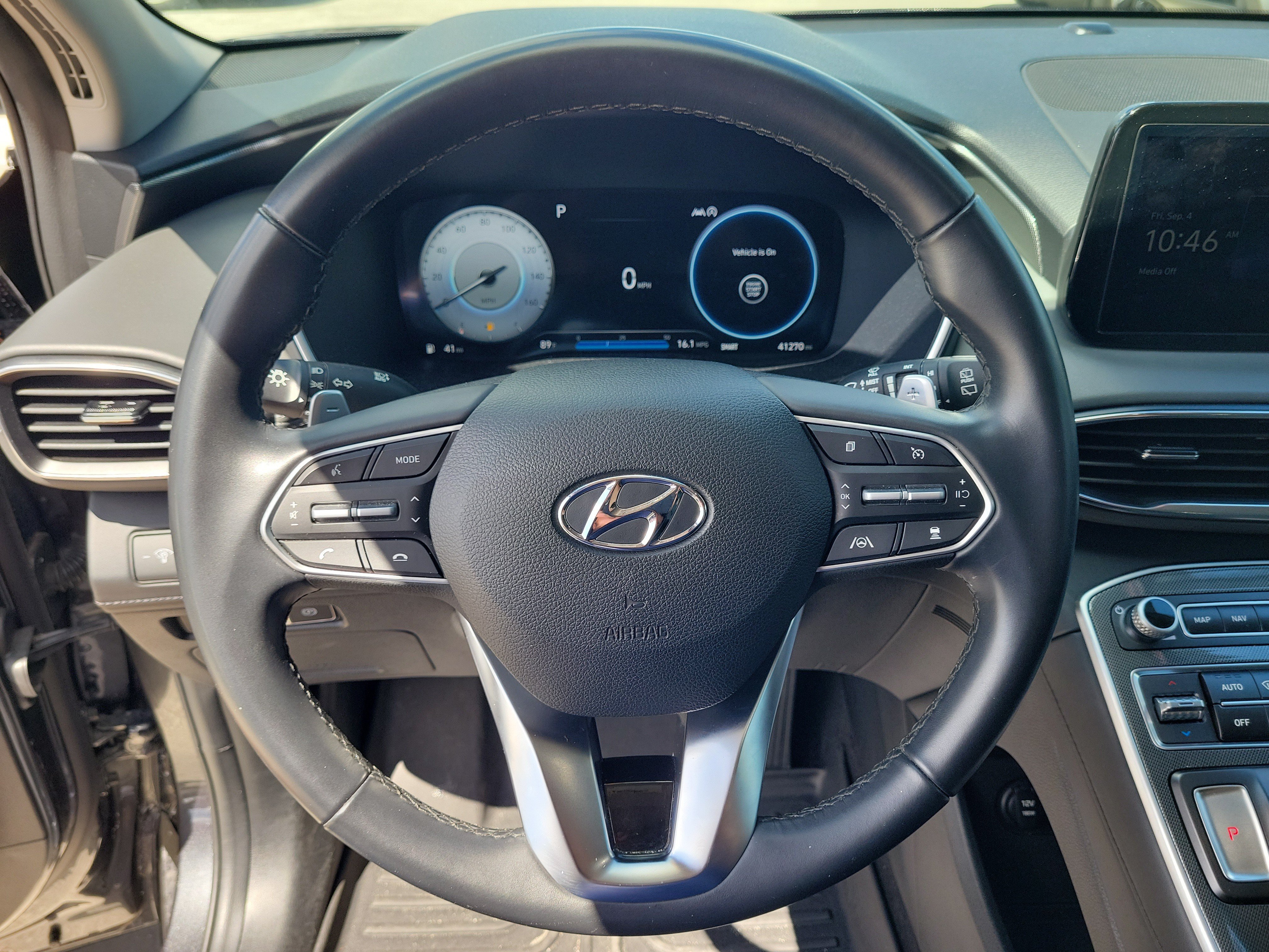Used 2023 Hyundai Santa Fe SEL w/ Premium Package FWD image 17