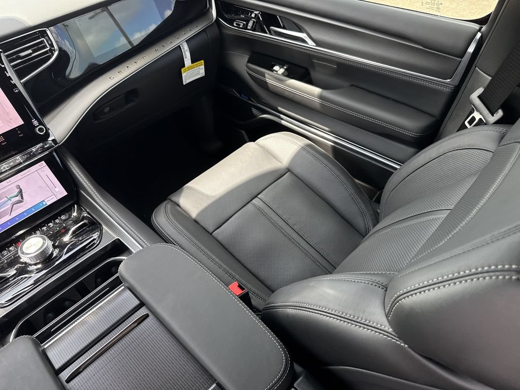 New 2026 Jeep Grand Wagoneer L Summit w/ Rear Seat Video Group I AWD/4WD image 27