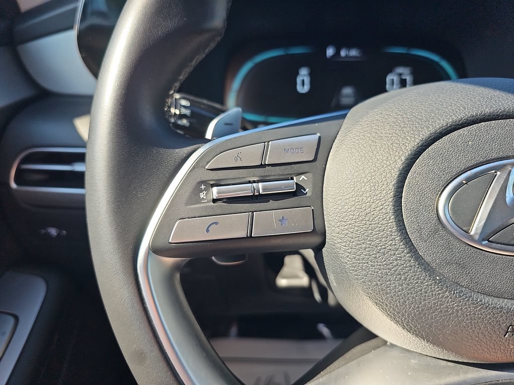 Used 2025 Hyundai Palisade SEL FWD image 17
