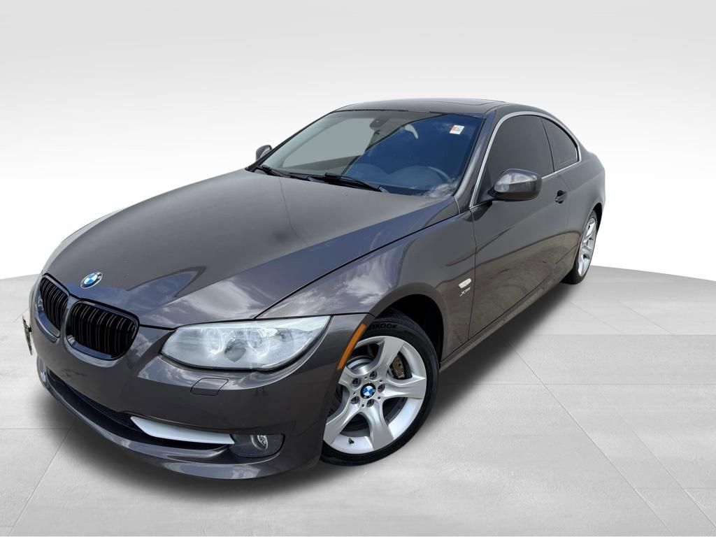 Used 2011 BMW 335i xDrive Coupe AWD/4WD image 1