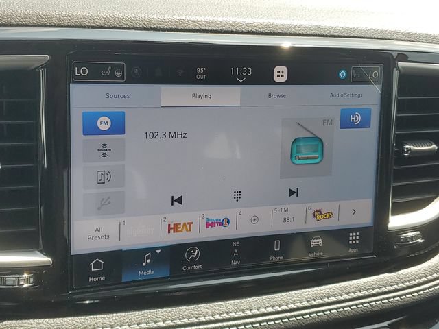 New 2027 Chrysler Pacifica Select w/ Family Tech Group FWD image 24