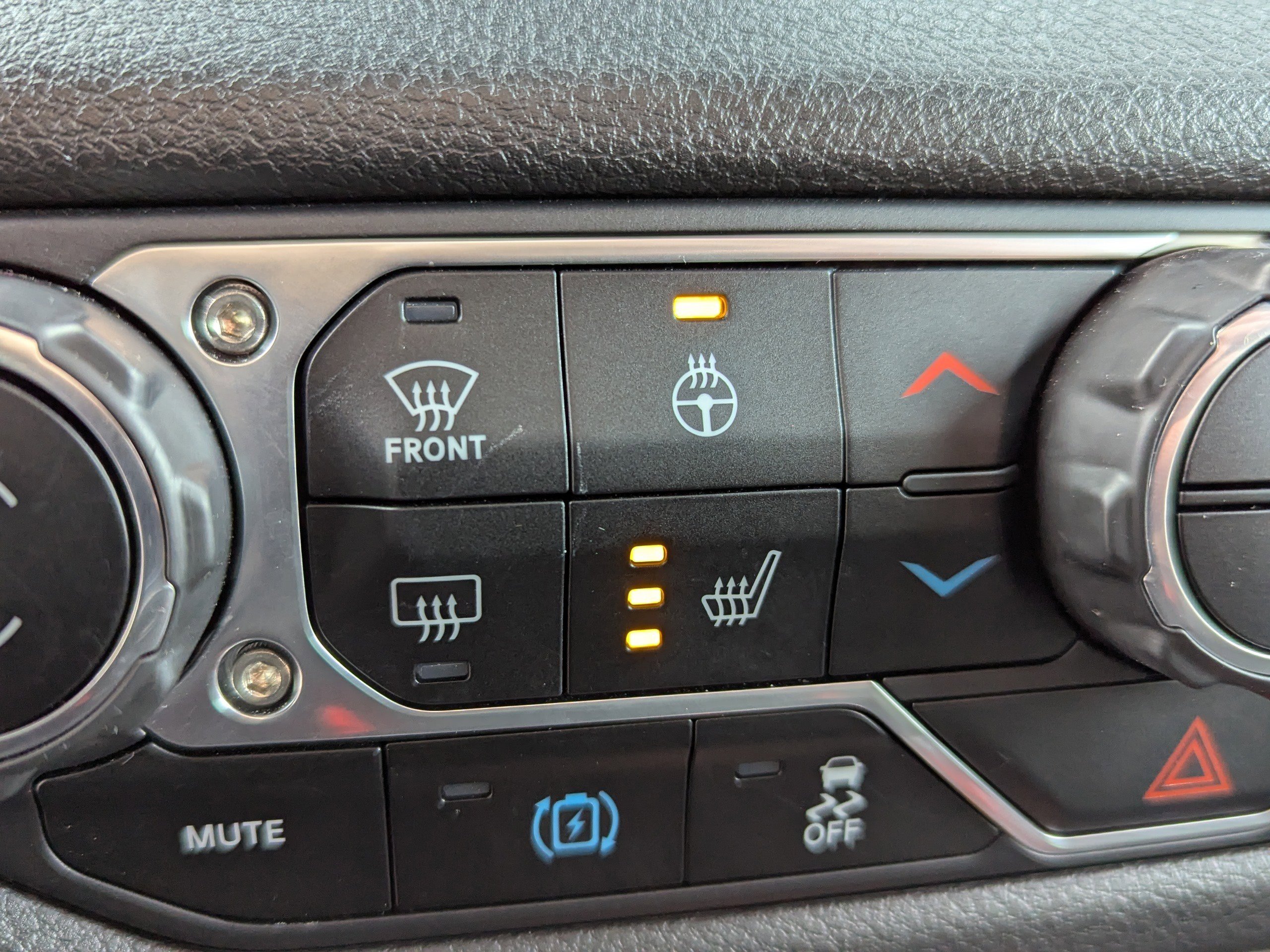 Used 2024 Jeep Wrangler Unlimited image 22