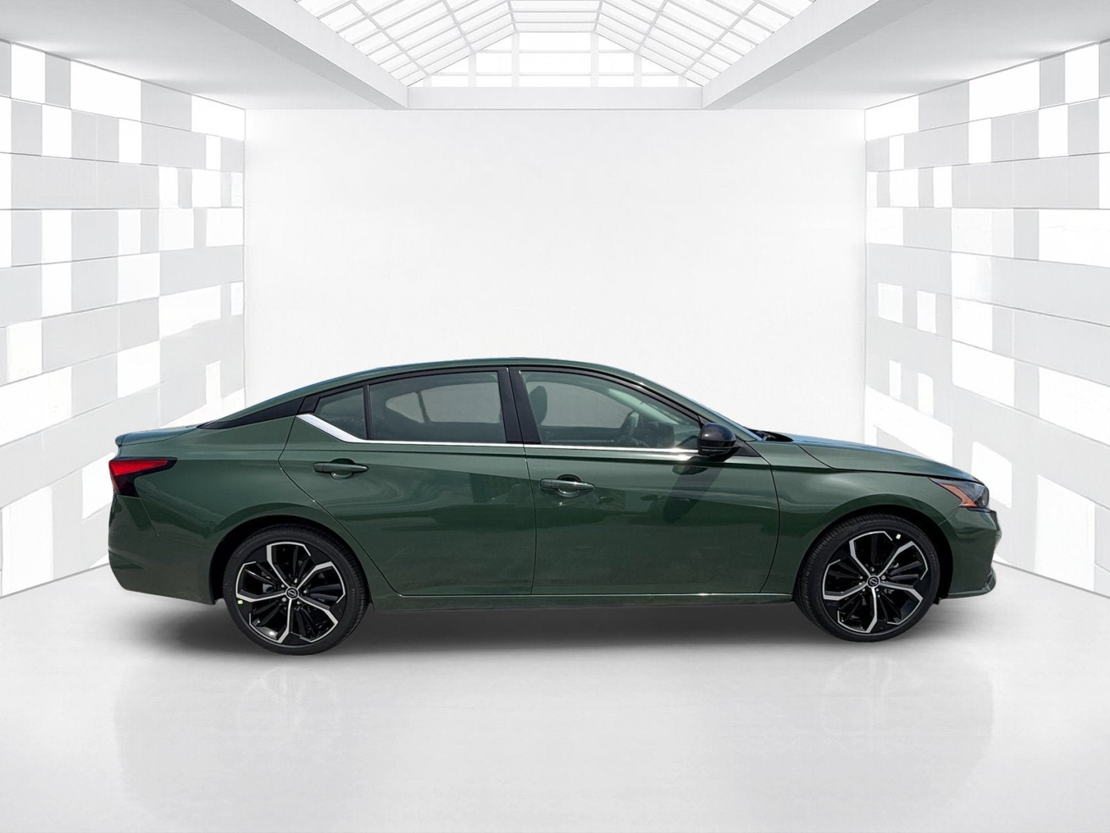 New 2026 Nissan Altima 2.5 SR FWD image 8