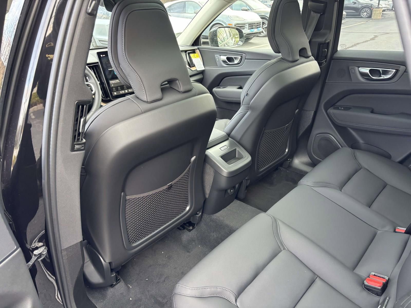 New 2026 Volvo XC60 B5 Plus w/ Protection Package Premier AWD/4WD image 26