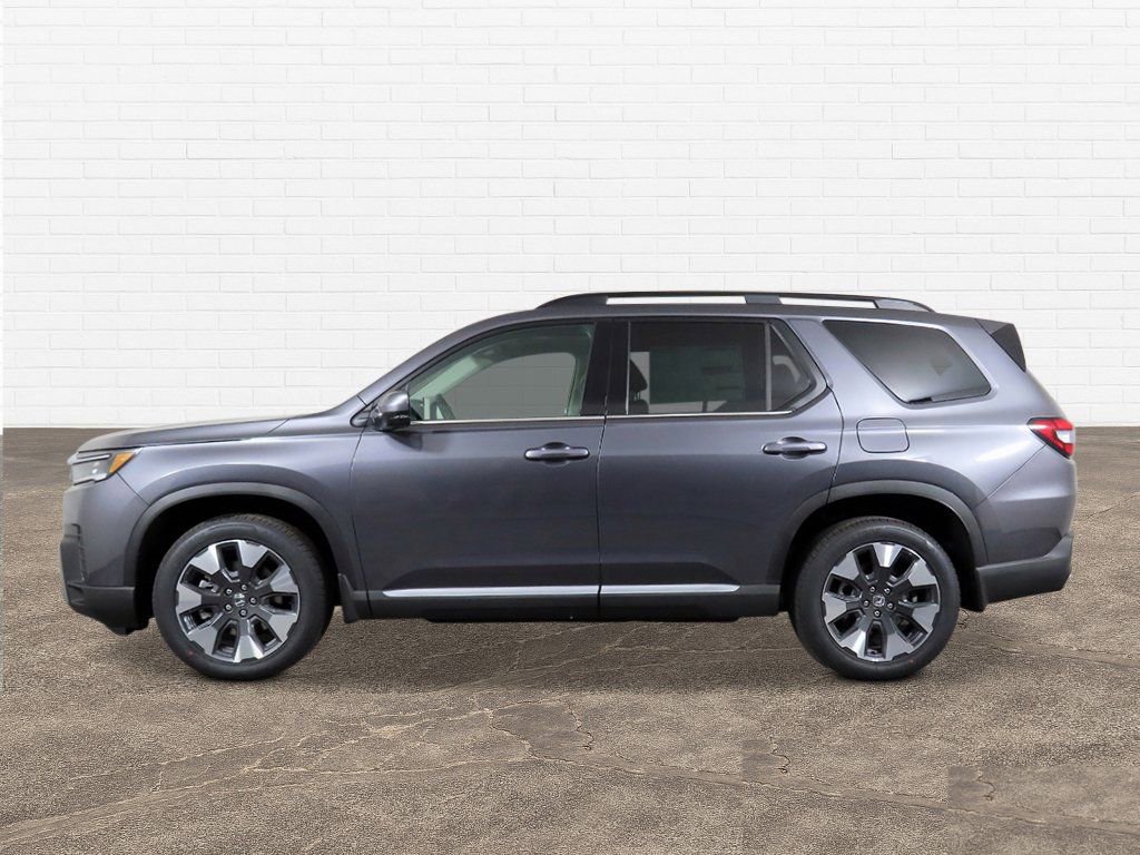 New 2026 Honda Pilot Touring image 3