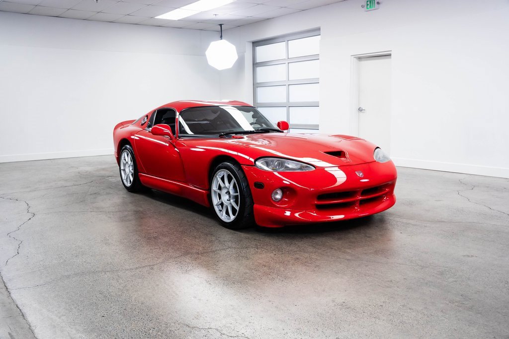 Used 1997 Dodge Viper GTS image 18