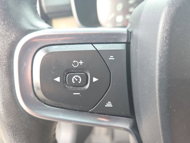 Used 2019 Volvo XC40 T5 Inscription image 20