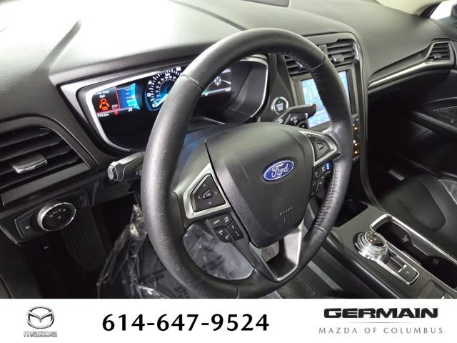 Used 2020 Ford Fusion Titanium FWD image 17