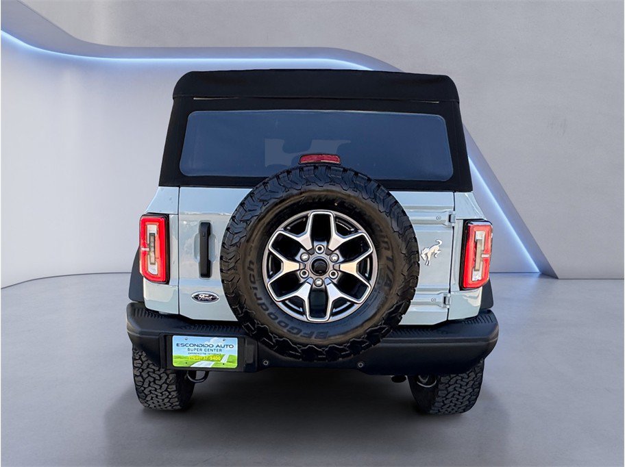 Used 2023 Ford Bronco Badlands AWD/4WD image 5