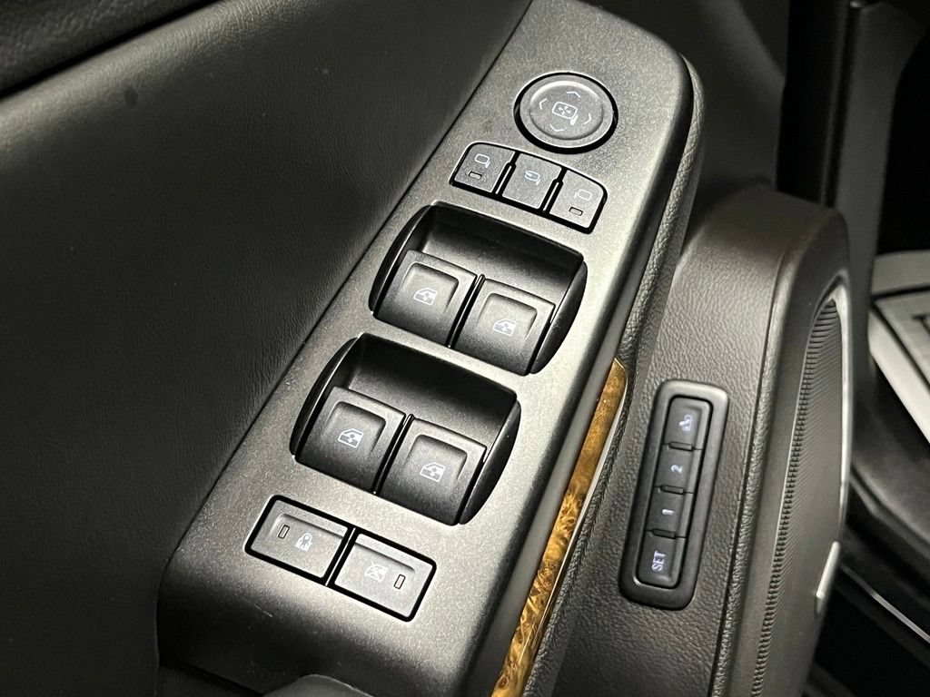 Used 2016 GMC Yukon Denali w/ Open Road Package AWD/4WD image 21