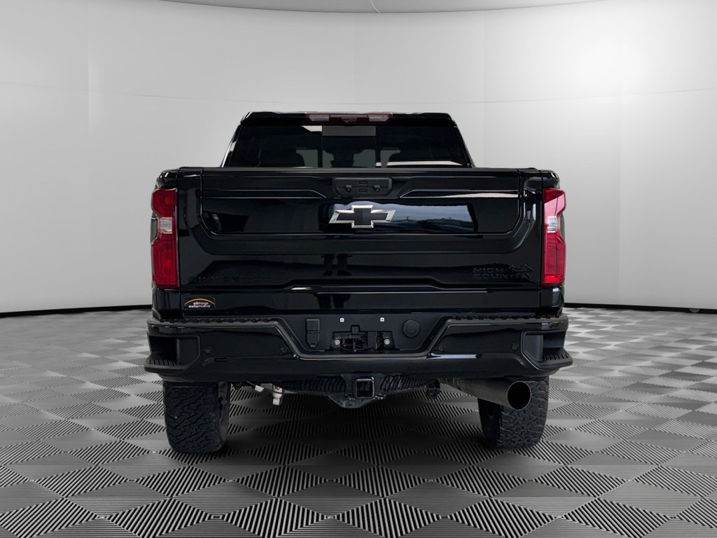 Used 2024 Chevrolet Silverado 2500 High Country w/ High Country Premium Package AWD/4WD image 7