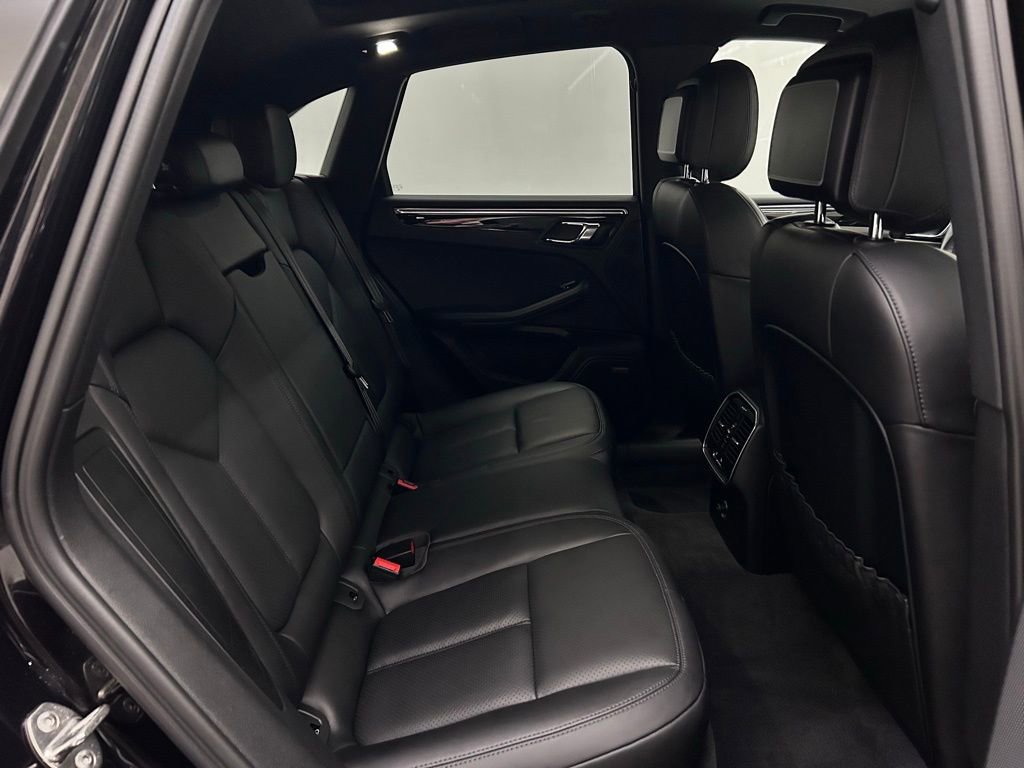 Used 2017 Porsche Macan S AWD/4WD image 15