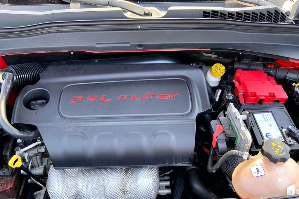 Used 2019 Jeep Renegade Latitude w/ Popular Equipment Group image 20