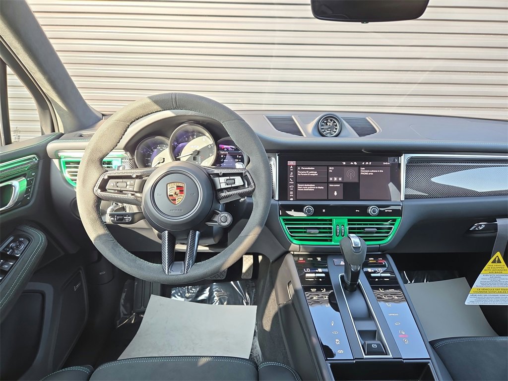 New 2026 Porsche Macan GTS image 8