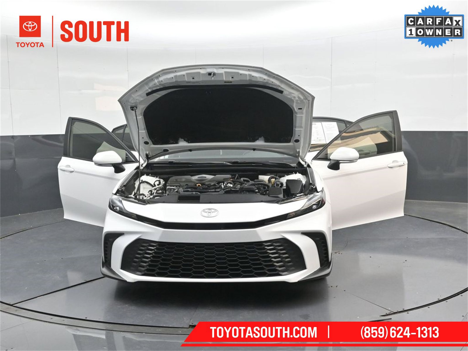 Used 2025 Toyota Camry SE w/ Convenience Package image 52