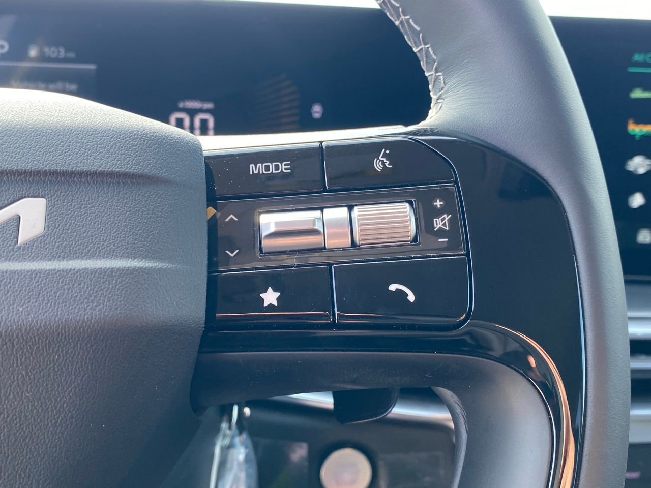 New 2026 Kia Sorento EX image 15