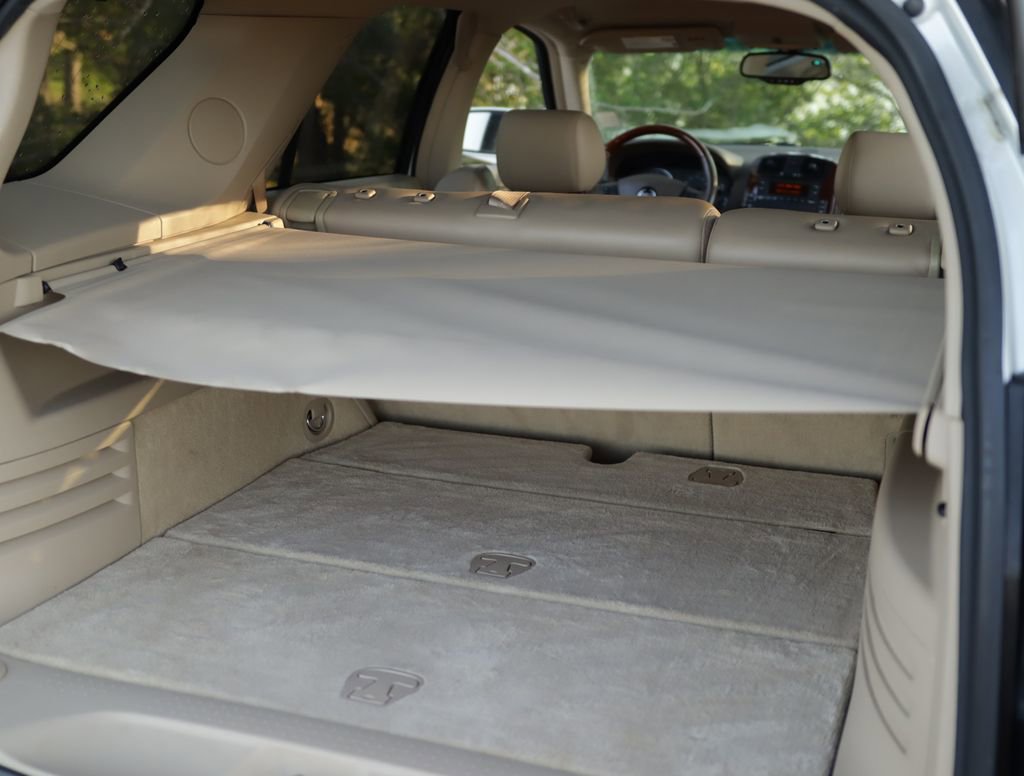 Used 2006 Cadillac SRX w/ Seating Package AWD/4WD image 25