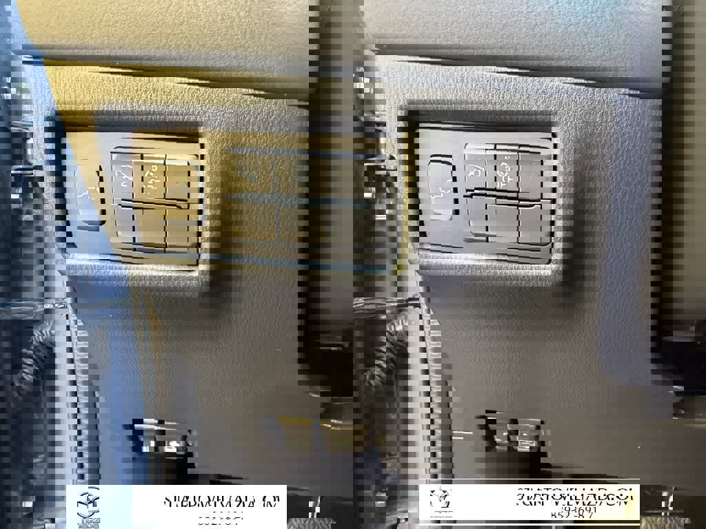 Used 2024 MAZDA CX-5 Carbon Edition image 15