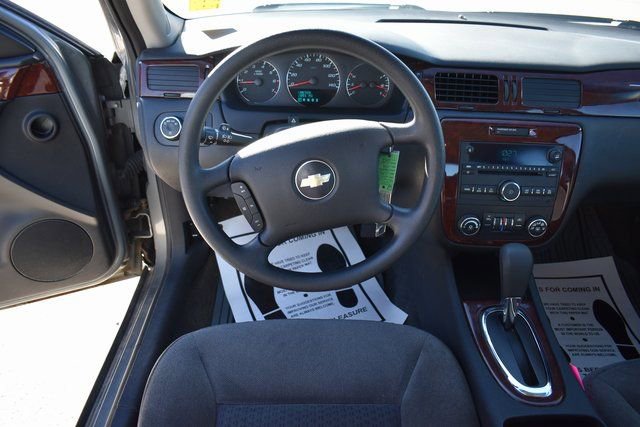 Used 2007 Chevrolet Impala LT image 16