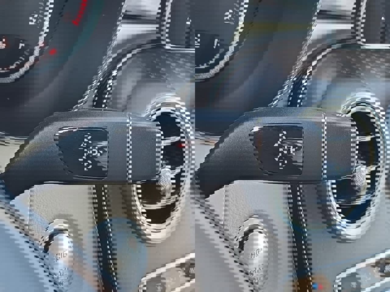 Used 2018 Mercedes-Benz GLC 300 4MATIC image 28