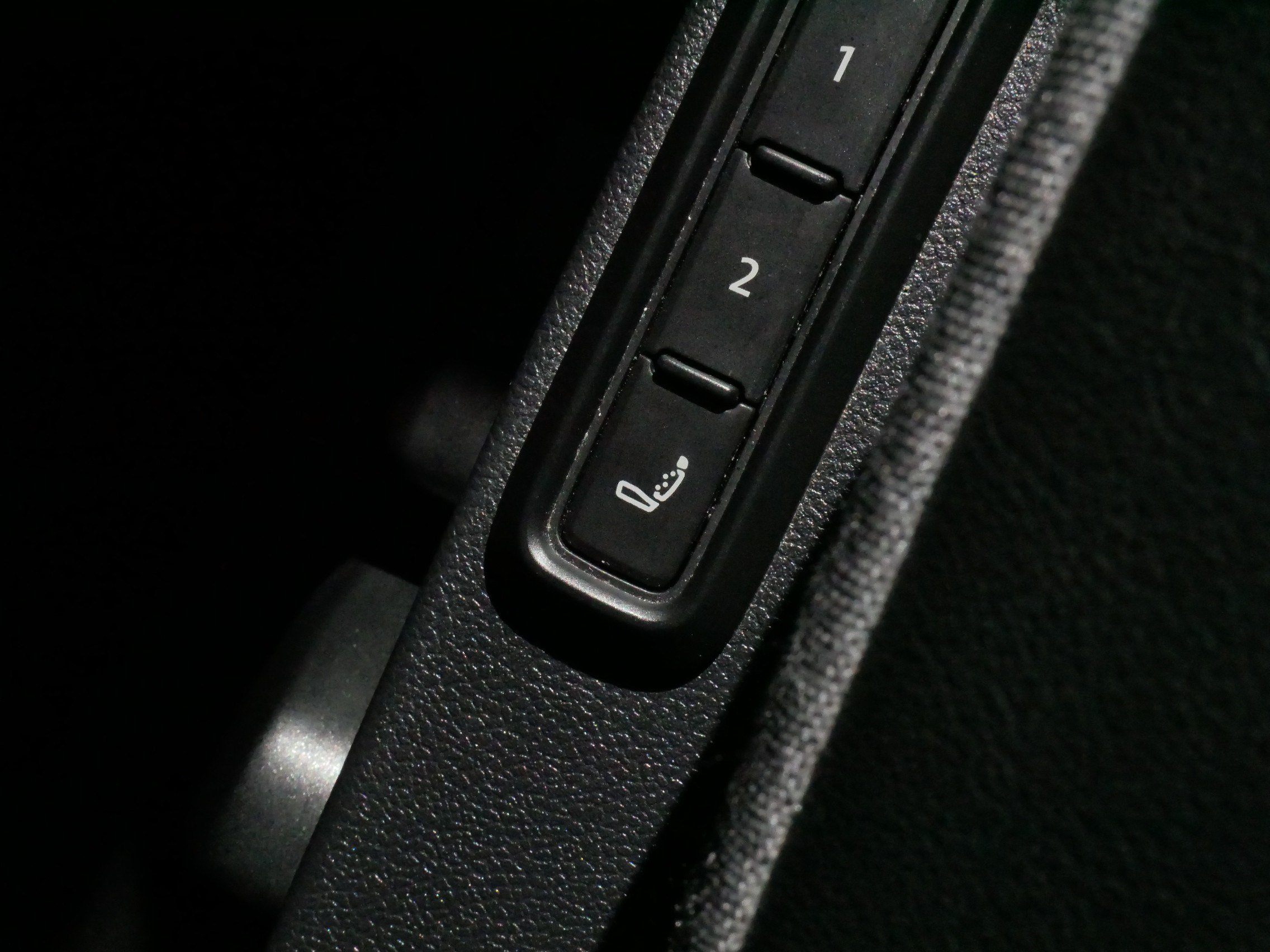 Used 2023 Volkswagen ID.4 Pro S AWD/4WD image 32