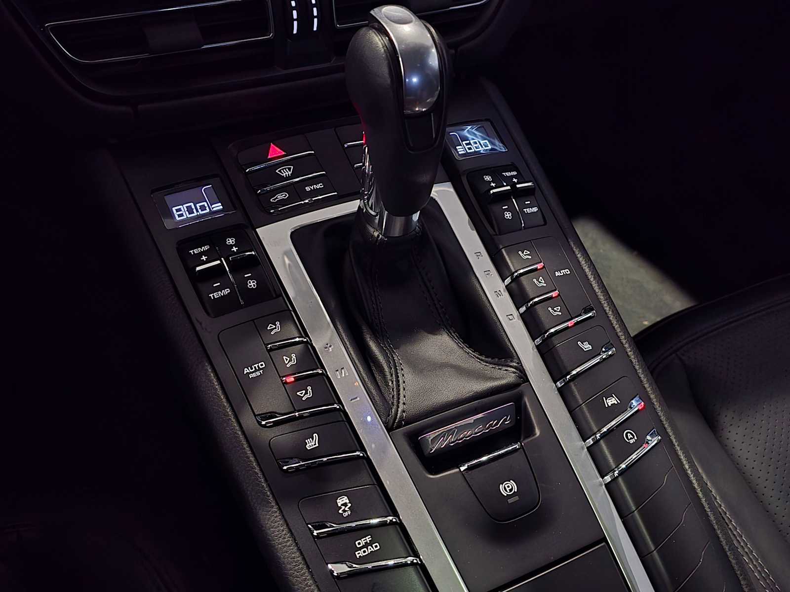 Used 2021 Porsche Macan S image 27