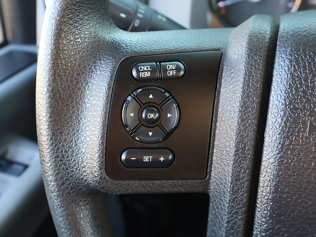 Used 2015 Ford F250 XLT w/ XLT Premium Package AWD/4WD image 29
