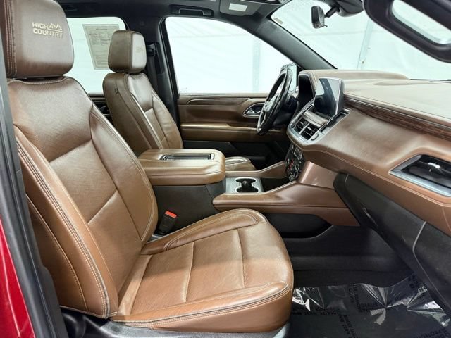 Used 2021 Chevrolet Suburban High Country w/ Premium Package AWD/4WD image 24