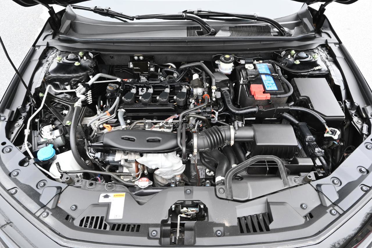 Used 2023 Honda Accord EX image 33