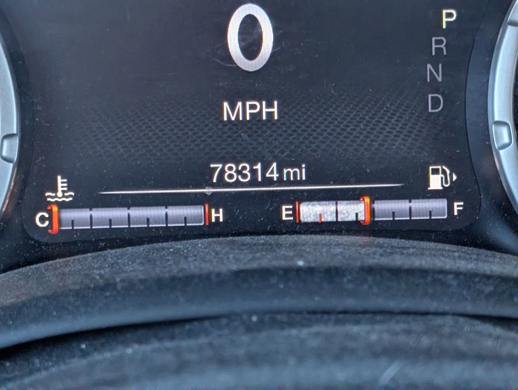 Used 2018 Jeep Renegade Latitude w/ UConnect 8.4 Nav Group image 16