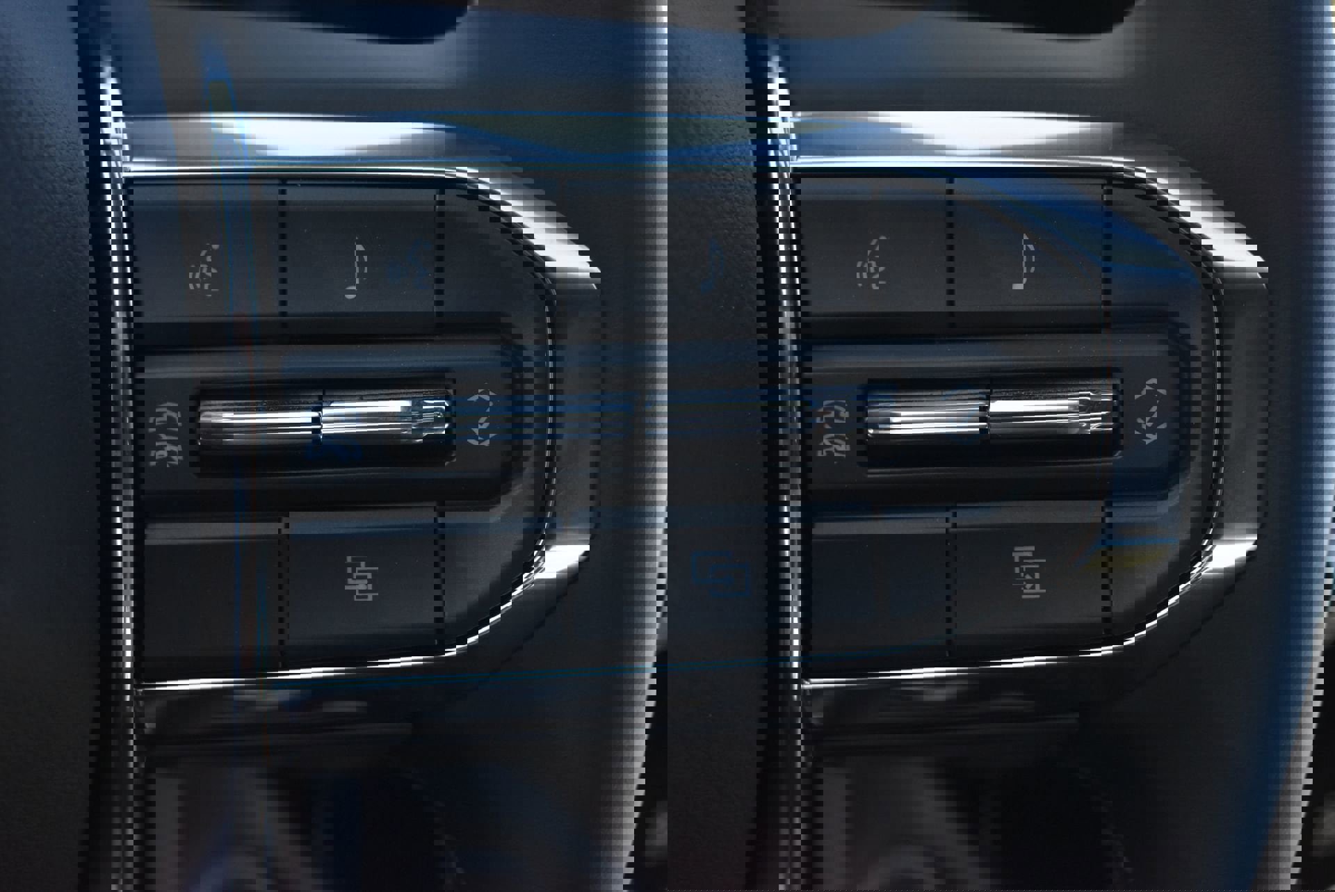 New 2026 GMC Canyon Elevation w/ Convenience Package image 19