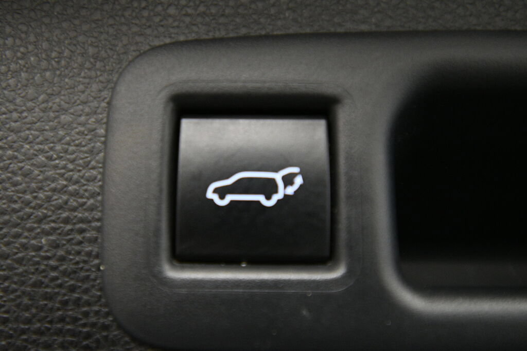 Used 2021 Toyota Highlander Platinum AWD/4WD image 27