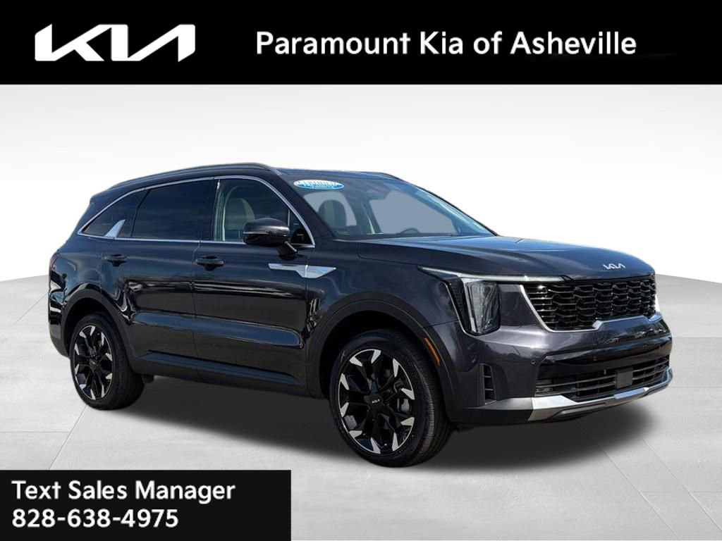Certified 2025 Kia Sorento EX w/ Panoramic Sunroof Package image 1